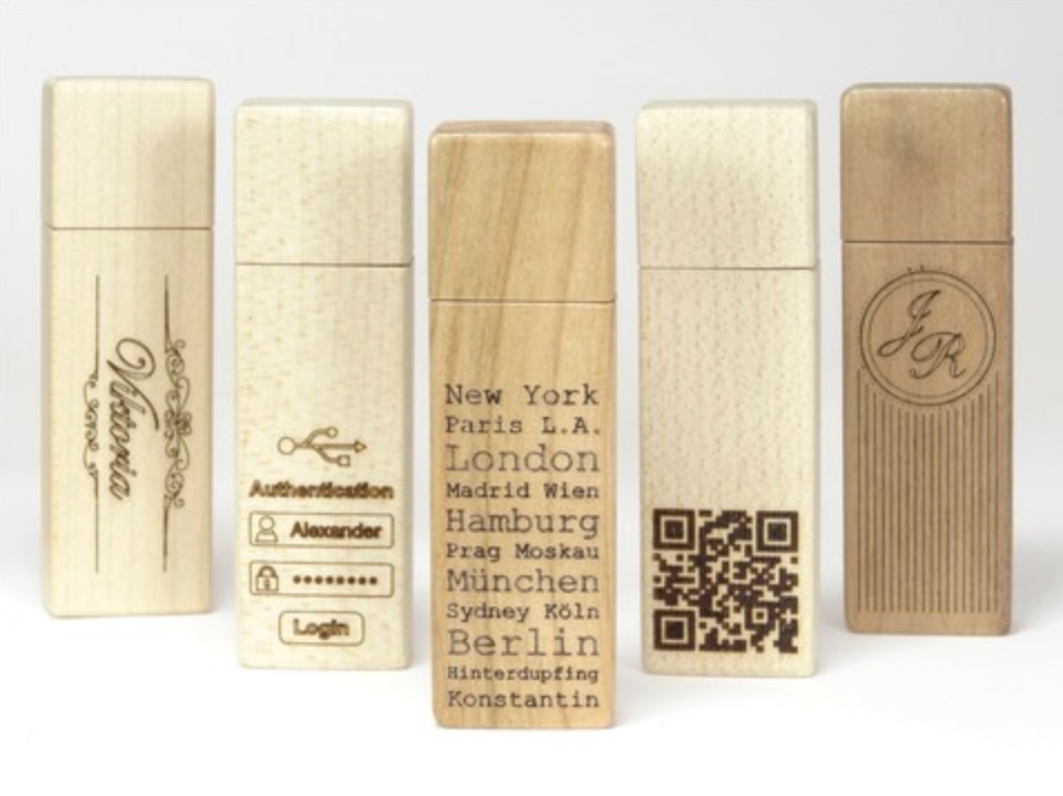 Exklusive Holz USB-Sticks mit persönlicher Gravur