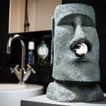 Witziger Taschentuchspender im Moai Steinfiguren-Design